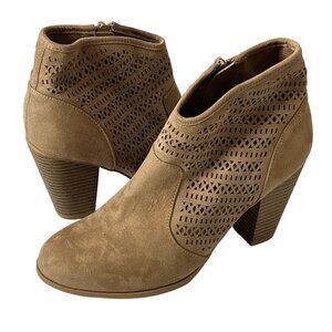 Me Too Women’s Booties Size 8.5 Tan Faux Suede Block Heel Ankle Boots